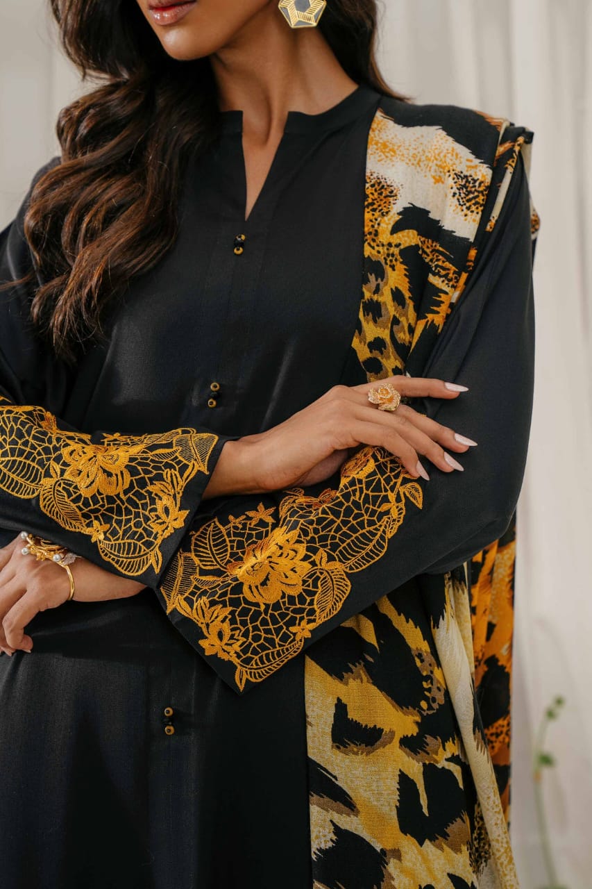 Nishat Embroidered 3PC Cambric Cotton Suit – NT 67 - Image 2