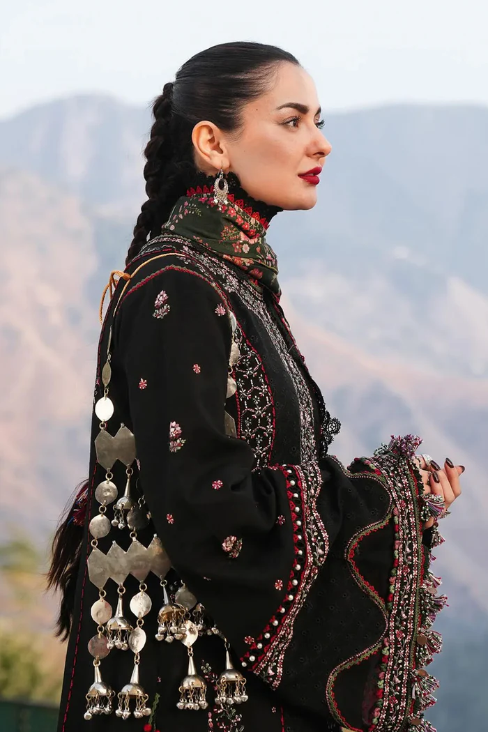 Hussain Rehar Embroidered 3PC Lawn Suit – HR 81 - Image 4