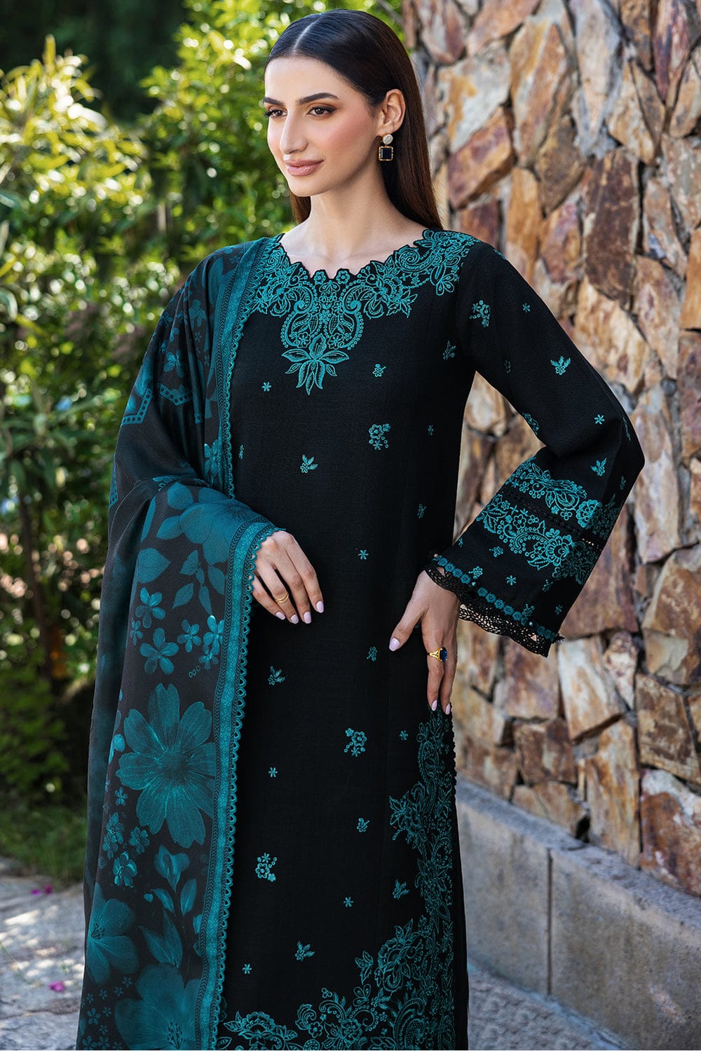 Frasha Embroidered 3PC Lawn Suit – FR 99 - Image 6